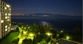 Armutlu Tatil Köyünde Dertler Suya Düşsün yorgun düşen ruhunuzu  yeniden canlansın 10 Haziran – 24 Haziran Dönemi