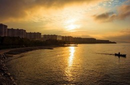 Kış deyince Akla ilk Gelen Yerlerden Armutlu Tatil Köyü 01 Aralık 15 Aralık Dönemi 98m2 Satılık Daire.