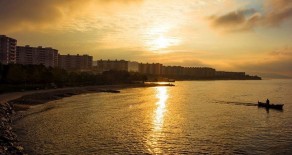 Kış deyince Akla ilk Gelen Yerlerden Armutlu Tatil Köyü 01 Aralık 15 Aralık Dönemi 98m2 Satılık Daire.