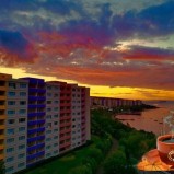 Armutlu Tatil Köyünde 19 Eylül 03 Ekim Dönemi 5. Blok 2+1  98 M2 Balkonlu Denize Sıfır Daire