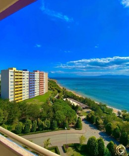 Armutlu Tatil Köyünde 31 Mayıs – 14 Haziran Dönemi 98 M2 Denize Sıfır Konumda Daire
