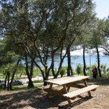 Armutlu Tatil Köyünde 17 Haziran 01 Temmuz Dönemi 98 M2 Denize Sıfır Konumda Daire